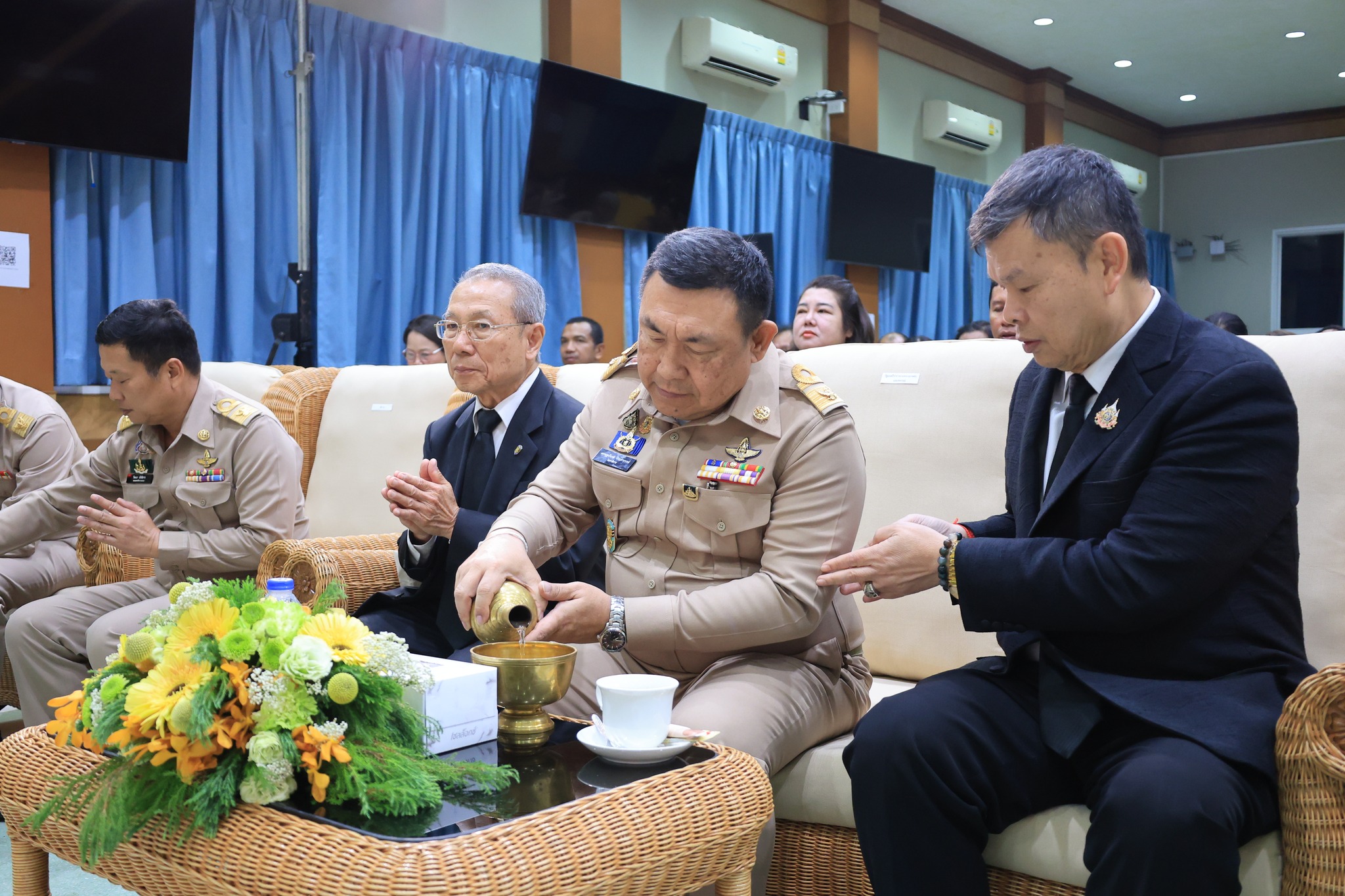 title - ส.ป.ก. จัดพิธีสักการะสิ่งศักดิ์สิทธิ์และพิธีสงฆ์ในโอกาสวันคล้ายวันสถาปนาครบรอบ 51 ปี